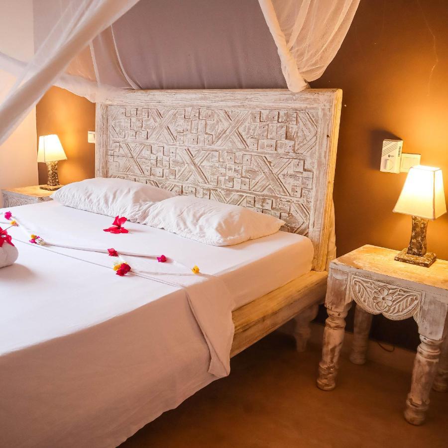 와타무 Nyumba Ya Afrika B&B 외부 사진