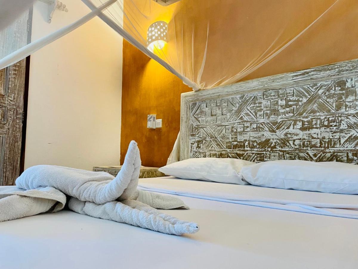 와타무 Nyumba Ya Afrika B&B 외부 사진