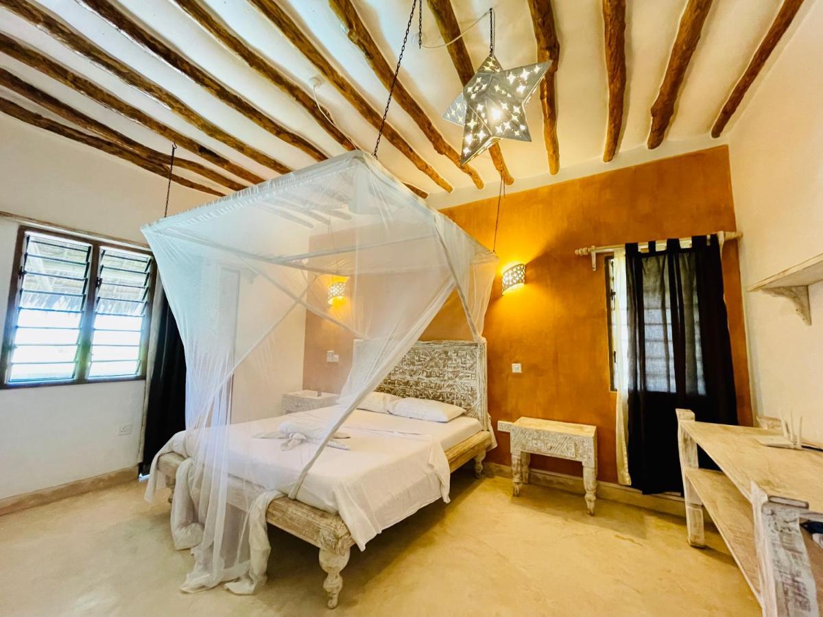 와타무 Nyumba Ya Afrika B&B 외부 사진