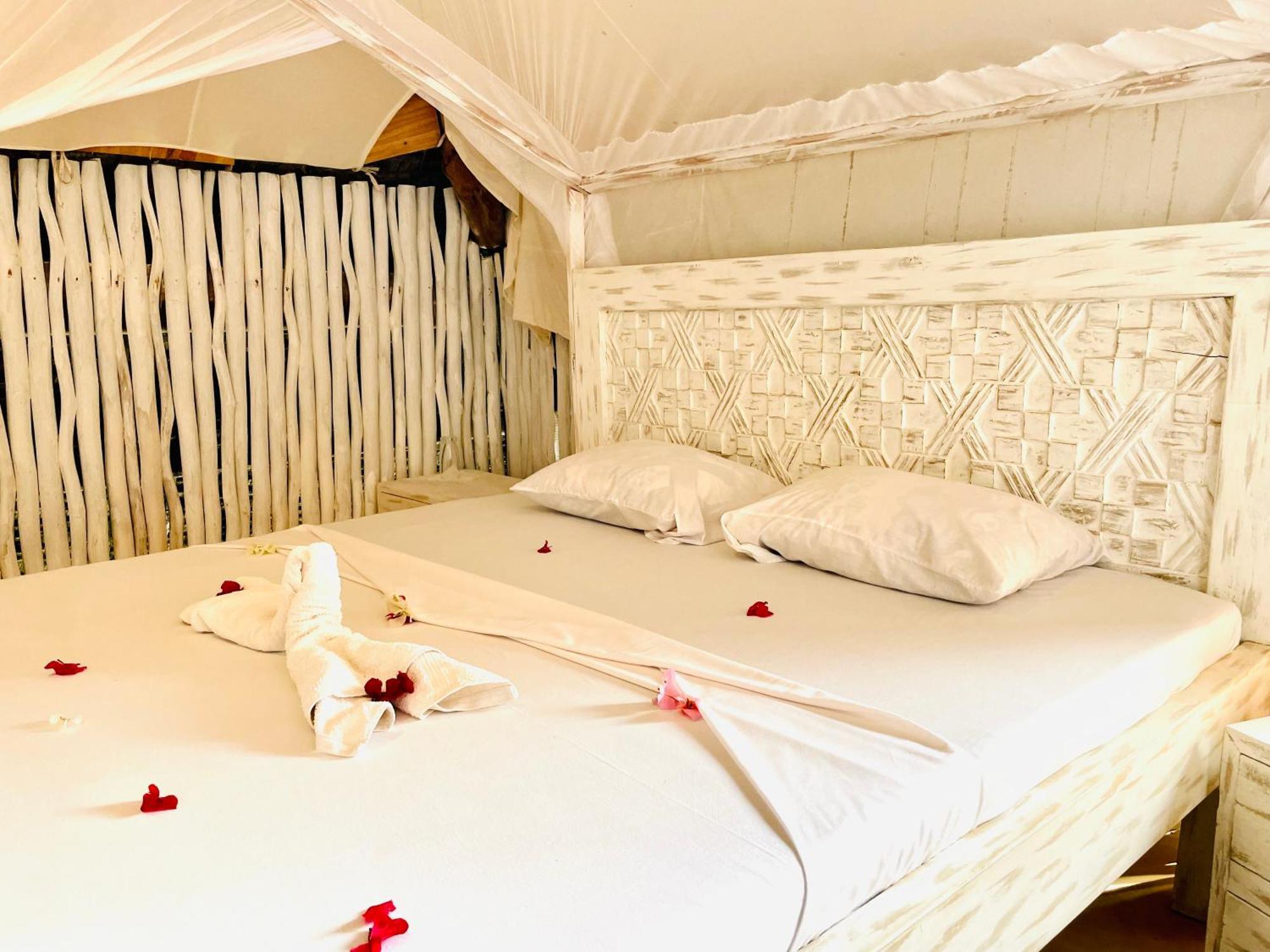 와타무 Nyumba Ya Afrika B&B 외부 사진