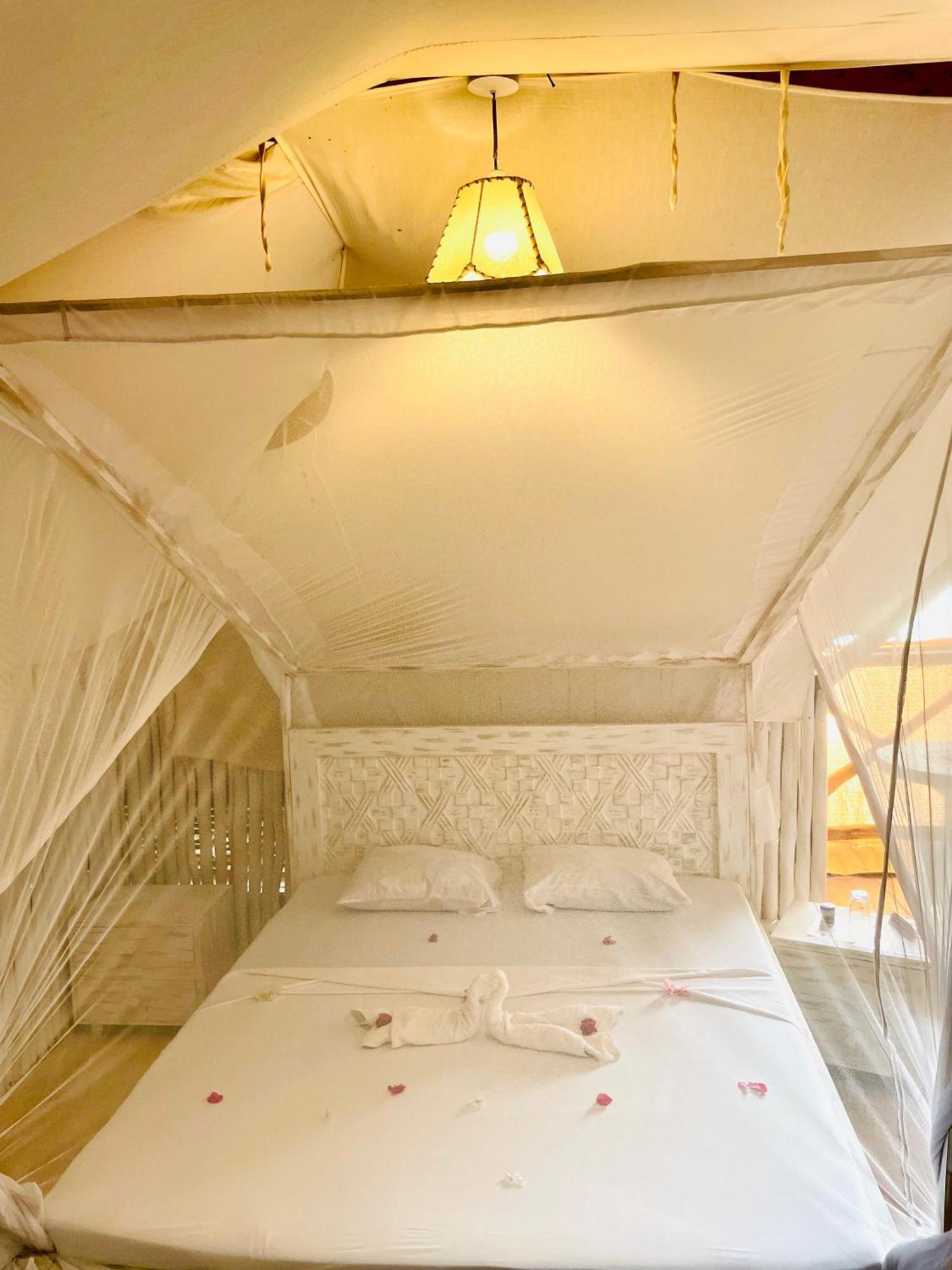 와타무 Nyumba Ya Afrika B&B 외부 사진