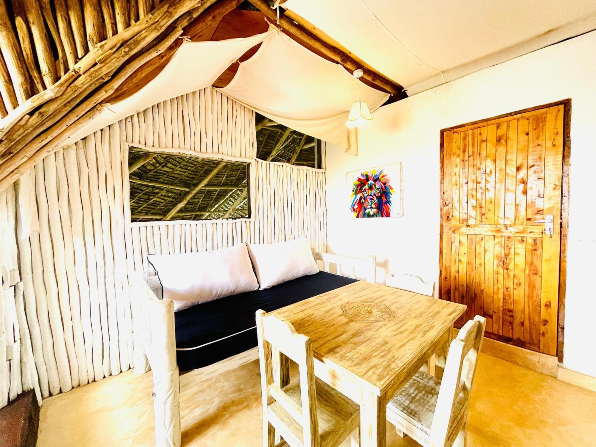 와타무 Nyumba Ya Afrika B&B 외부 사진