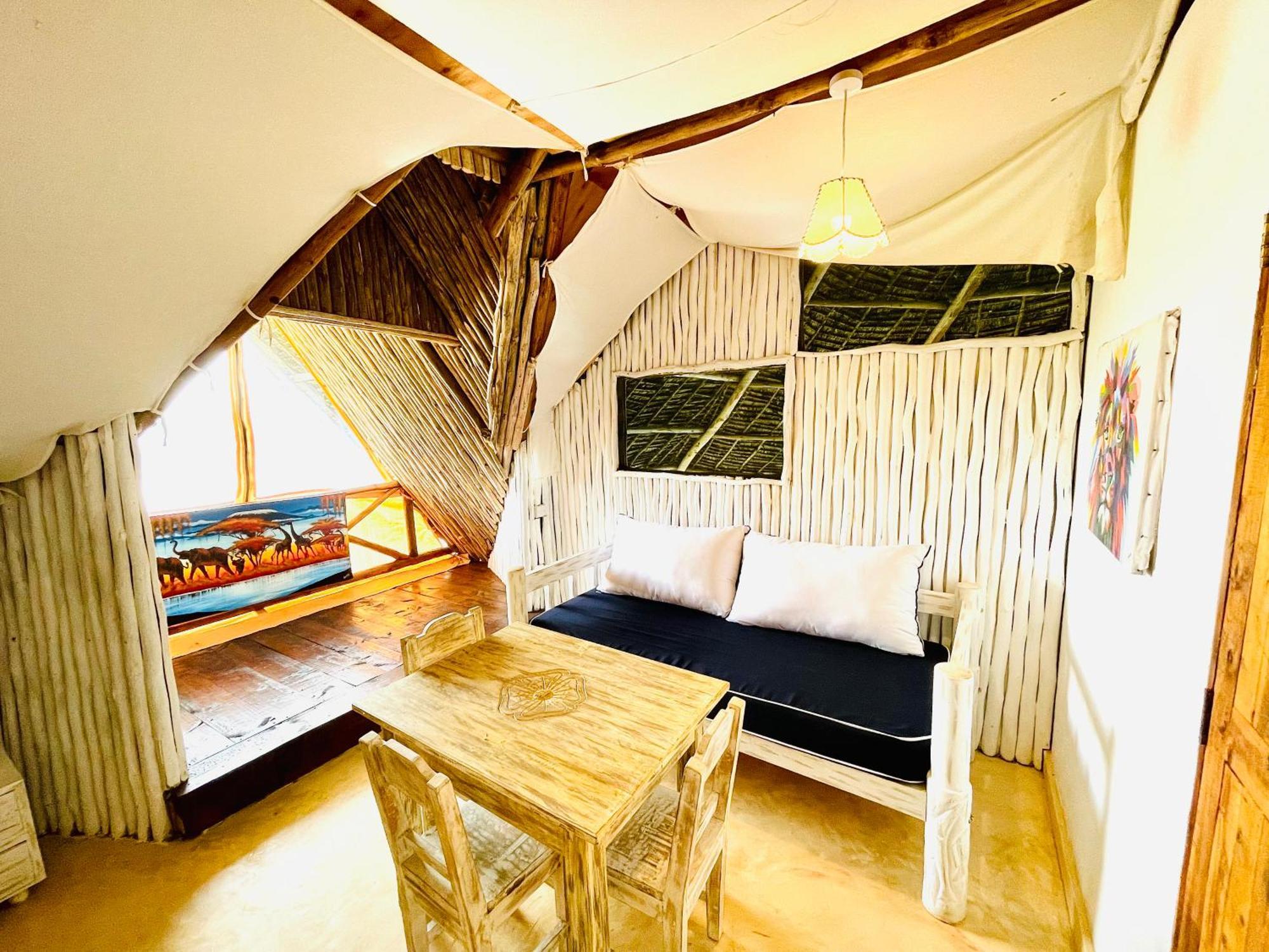 와타무 Nyumba Ya Afrika B&B 외부 사진